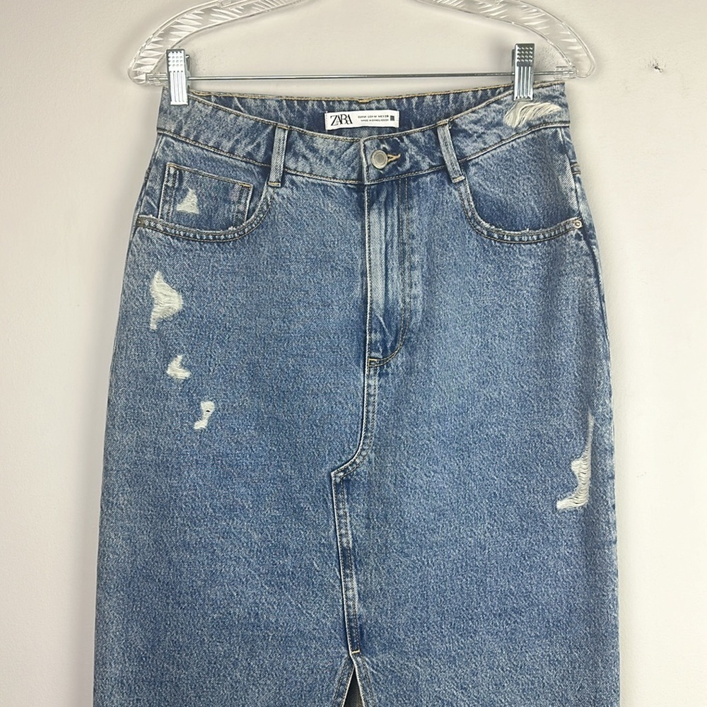 Zara Midi High Waisted Denim Skirt Blue Cotton Size M Distressed Split Front Hem - Picture 6 of 16